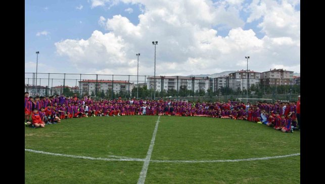 Altınordu futbol şenliği Erzurum'da yapıldı