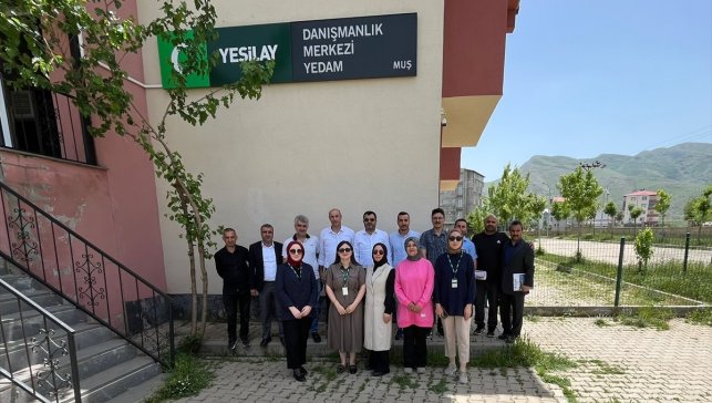 Muş'ta YEDAM ekibi, bağımlılıkla mücadele konusunda okul müdürlerini bilgilendirdi