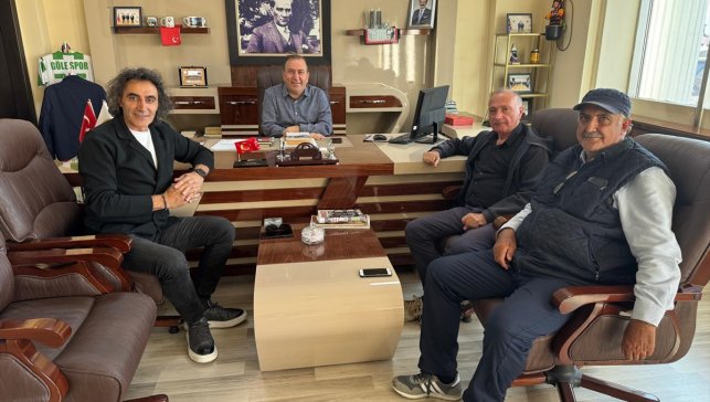 Ardahanlı sanatçılardan Ardahan TSO Başkanı Demirci'ye ziyaret