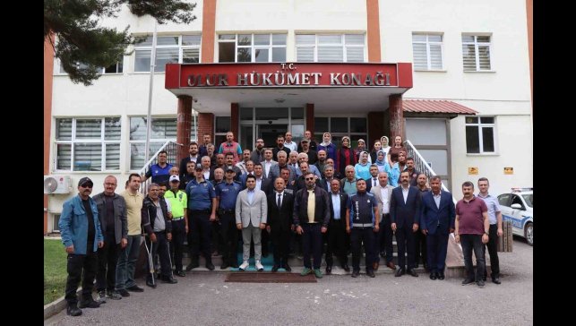 Olur Kaymakamı Kini'ye duygusal veda