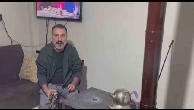 Elazığ'da sobalar yeniden yandı