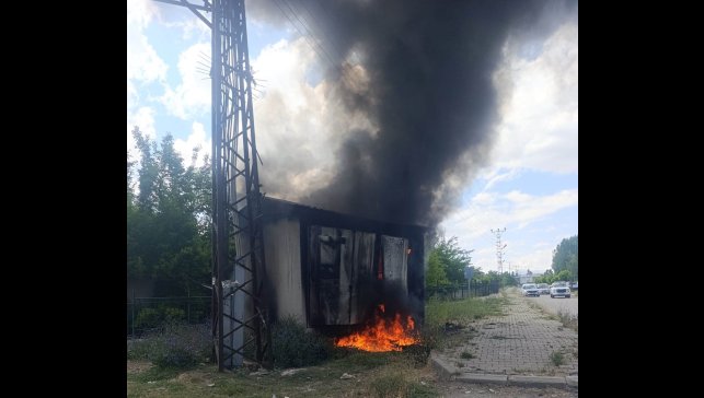 Erciş'te trafo yangını