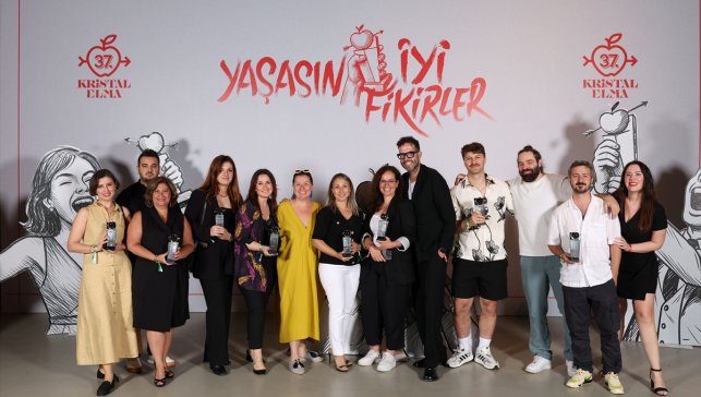 Kiğılı, Kristal Elma Ödülleri'nde 7 ödül kazandı