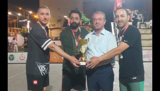 Hakkari 3x3 basketbol şampiyonu belli oldu: Beyazgölge zirvede!