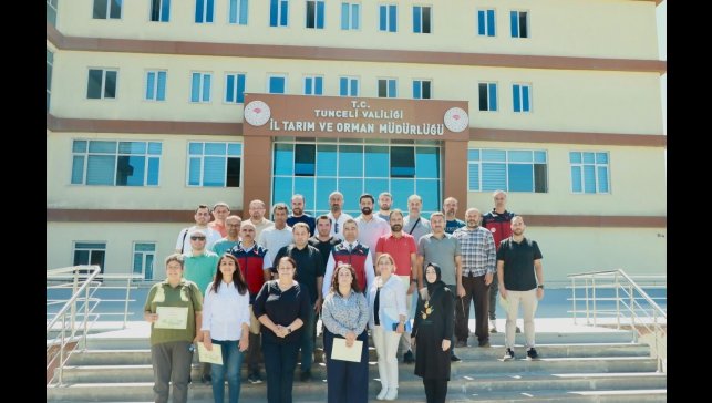 Tunceli'de uygulamalı ipekböcekçiliği eğitimi düzenlendi
