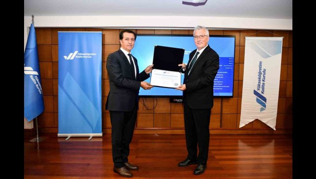 Ardahan Üniversitesi'ne 'Kurumsal Akreditasyon Belgesi'