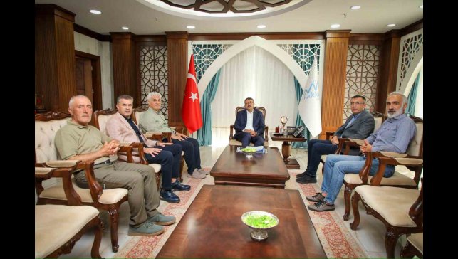 Vali Çelik, dağcılık federasyonu heyetini ağırladı