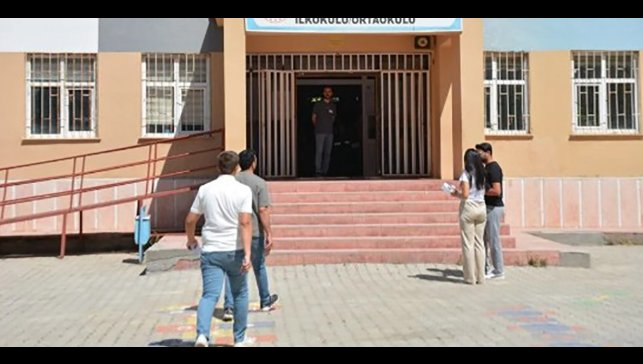 Hakkari'de YKS heyecanı başladı