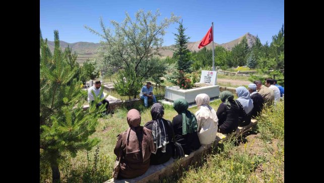 Tercan'da Şehit Bayracı, şehadetinin 7. yıl dönümünde yad edildi