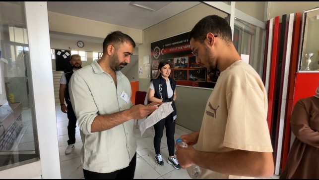 Yüksekova'da YKS'nin ikinci oturumu başladı