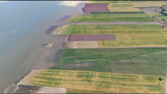 Baraj yükselince binlerce dönüm ekili alan su altında kaldı