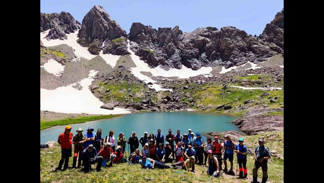Yüksekova'nın doğası turistleri büyüledi
