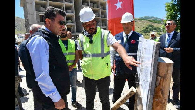 Tunceli'nin en riskli ilçesinde depreme dirençli 281 konutun yapımı sürüyor