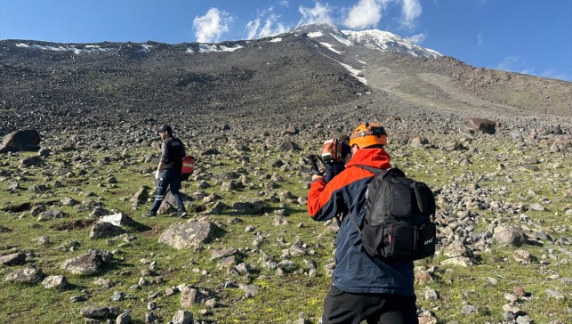 Ağrı Dağı tırmanışında rahatsızlanan bir kişi hayatını kaybetti