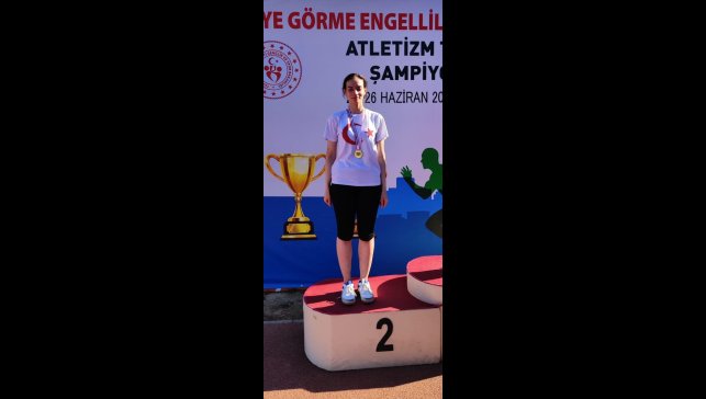 Erzurumlu engelli sporcular, Eskişehir'deki şampiyonadan iki madalyayla döndü