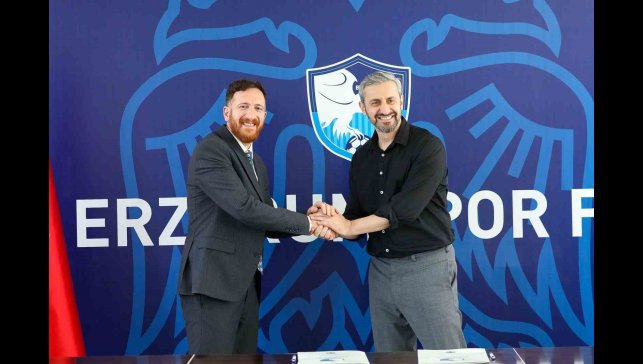 Serkan Özbalta Erzurumspor'da