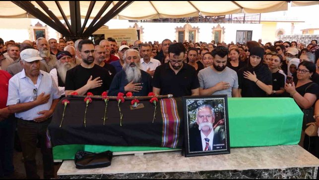 Tunceli'nin sembol isimlerindin Uzun Mehmet son yolculuğuna uğurlandı