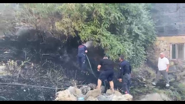 Hakkari'de hafta sonu 14 yangına müdahale edildi