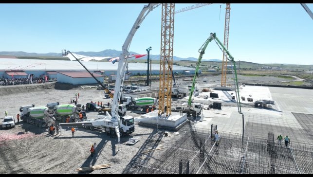 Doğu Anadolu'nun en büyük karma yaşam projesi V Mall Ağrı'nın temeli atıldı