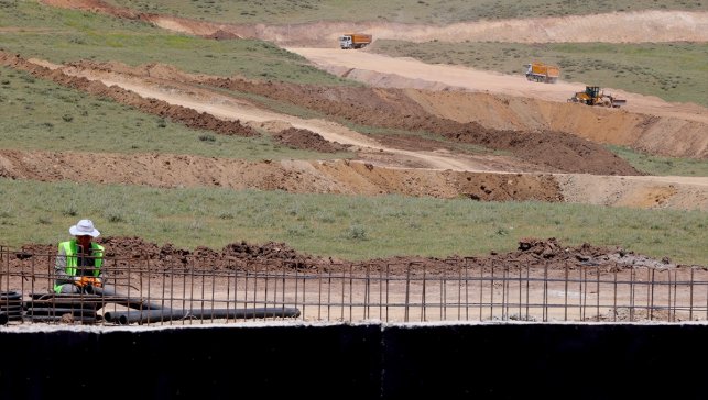 Hakkari'de sağlanan huzur ortamı ekonomik yatırımlarla pekiştirilecek