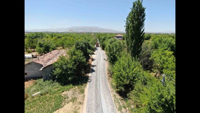 Bahçelievler Mahallesi'nin yol sorunu çözüldü