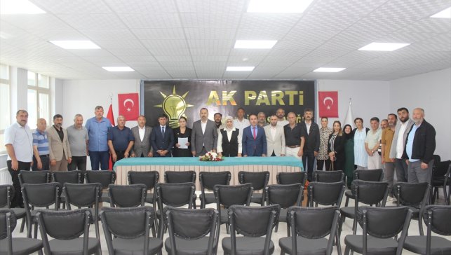 Erzurum ve Ardahan'da AK Parti il başkanları "Terörsüz Türkiye" sürecini değerlendirdi