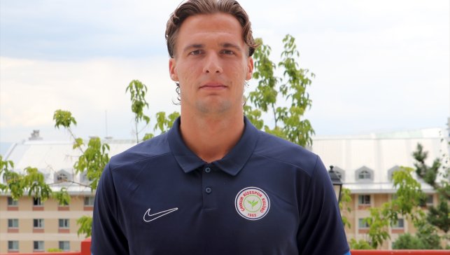 Çaykur Rizesporlu Mocsi, gelişimi için Türkiye'nin doğru adres olduğunu düşünüyor