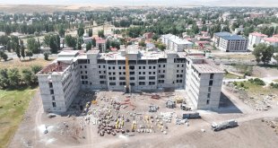 Ağrı Valisi Mustafa Koç, Yeni Emniyet Müdürlüğü Binası İnşaatını İnceledi