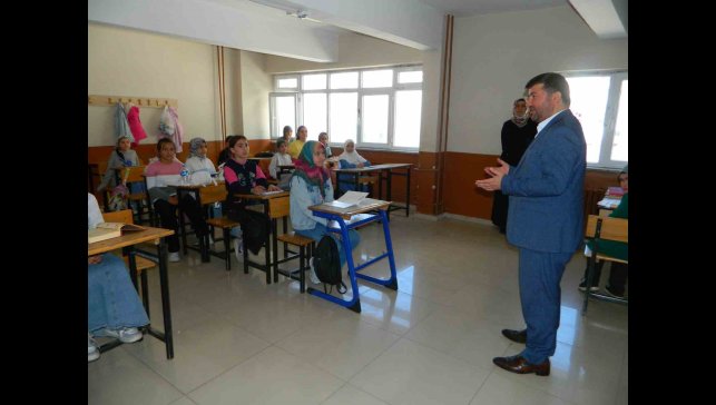 Posof'ta yaz kuran kursuna yoğun ilgi
