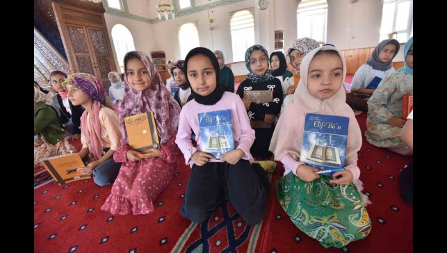 Ahlat'ta yaz Kur'an kursları açılış programı düzenlendi