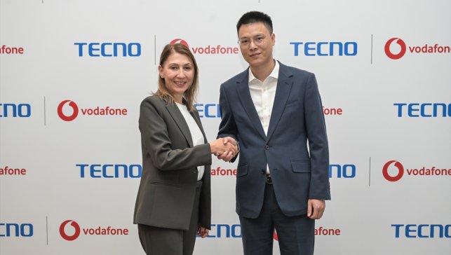 5G destekli Tecno Camon 40 Pro modeli Vodafone Flex'te satışa sunuldu
