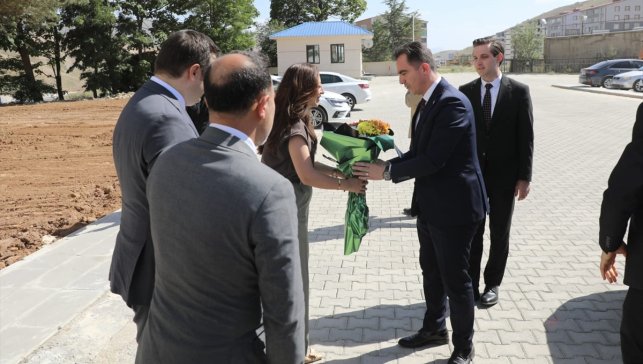 Bitlis Valisi Karakaya, VEDAŞ İl Müdürlüğü'nü ziyaret etti