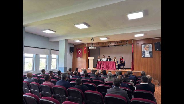 Kaymakam Tutal, muhtarlarla buluştu