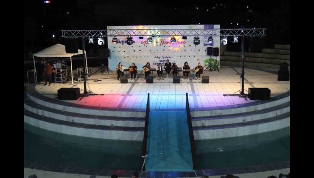 Yaz etkinliklerinde, Nağme-i Harput kadın musiki topluluğu sahne aldı