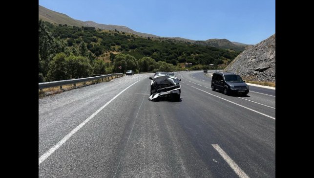 Tatvan'da trafik kazası: 5 yaralı