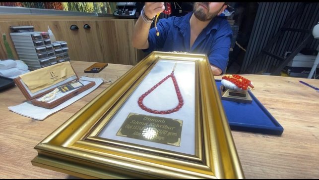 Elazığ'da milyonluk Osmanlı kehribarı tespihler görücüye çıktı