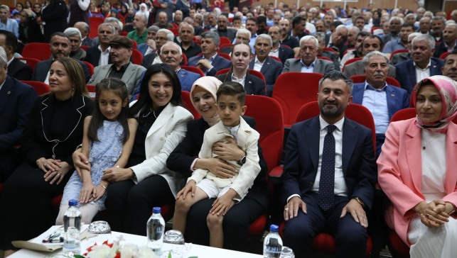 Aile ve Sosyal Hizmetler Bakanı Göktaş, Ağrı'da konuştu: