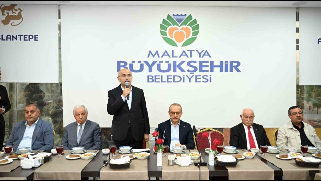 Malatya'da Büyükşehir Belediyesinden Muharrem İftarı
