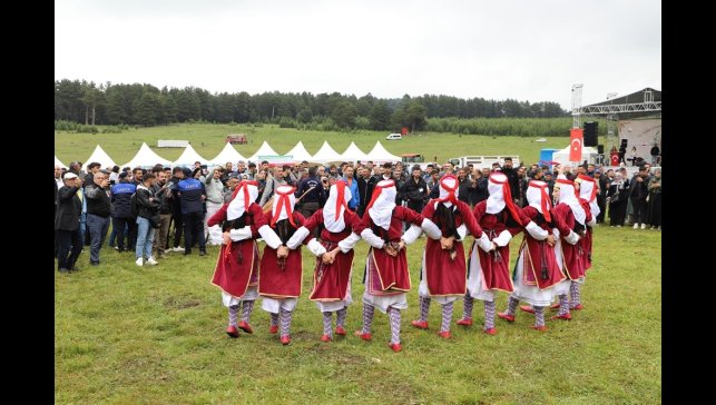 Başkan Demir, Göle Kültür ve Kaşar festivaline katıldı