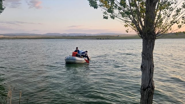 Muş'ta barajda kaybolan genç için arama çalışması başlatıldı