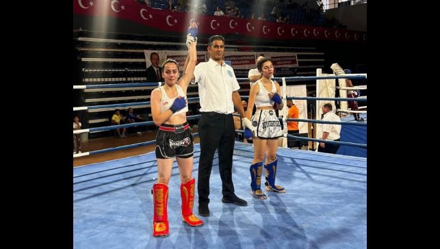 Türkiye Kick Boks Şampiyonası'nda Elazığ'a madalya yağmuru