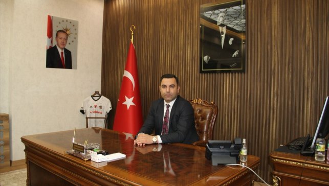 Karlıova Kaymakamlığına atanan Bıçak görevine başladı