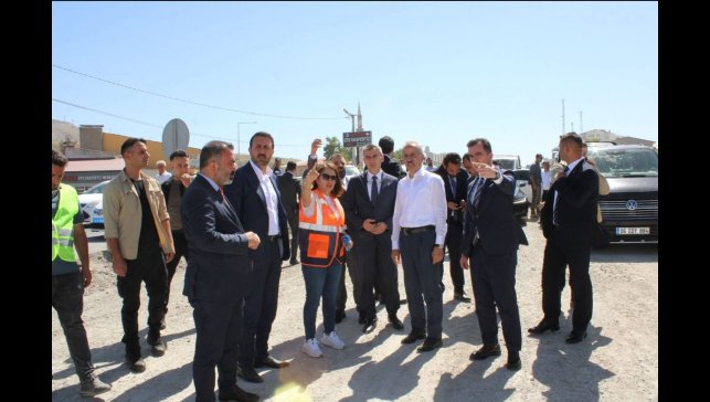 Tatvan Karşıyaka Kavşağı'nda inceleme