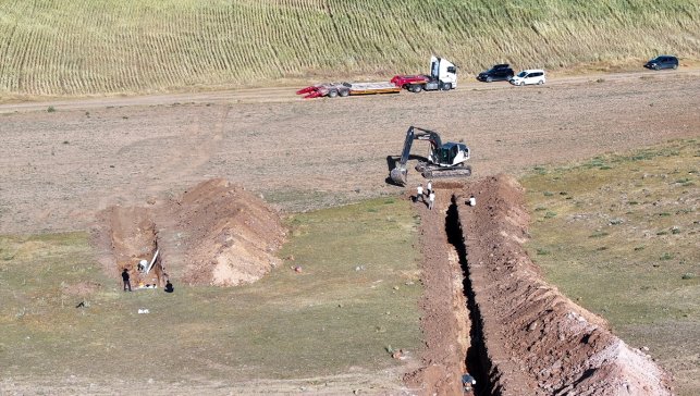 Akademisyenler kazı çalışmalarıyla Van'da deprem üretme potansiyeli olan Erciş fayını araştırıyor