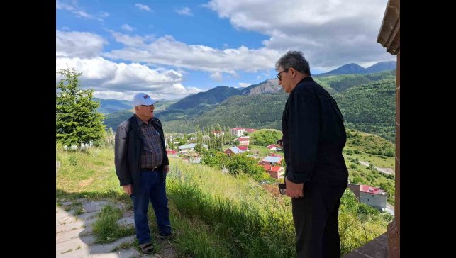 Feyzioğlu'nun Kars'ta araştırma ve derlemelerine devam ediyor