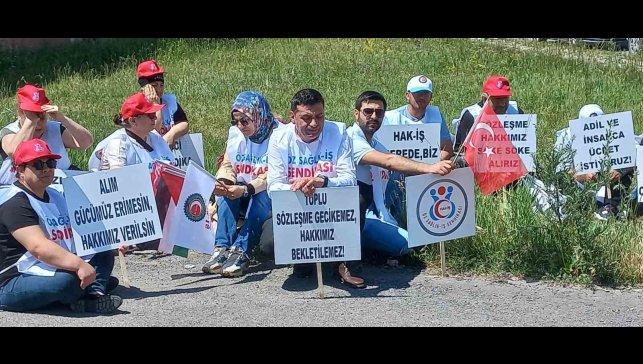 Ardahan'da işçiler basın açıklaması yaptı