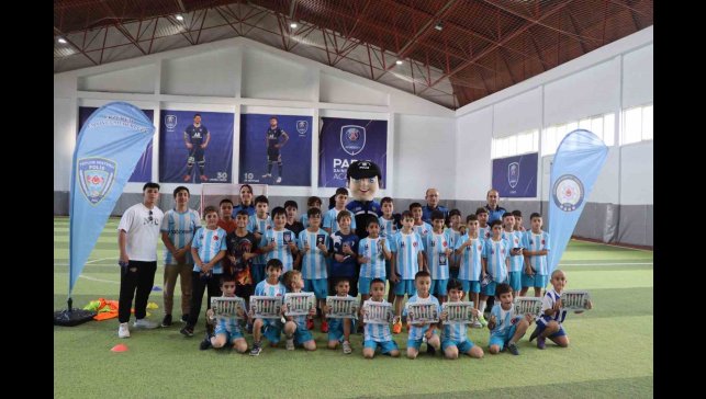 Polisten çocuklara seminer