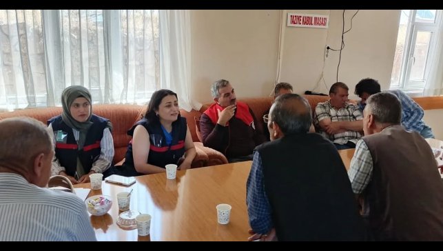 Doğubayazıt'ta çiftçilerle tarım sayımı konuşuldu