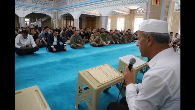 Hakkari'de 15 Temmuz şehitleri dualarla anıldı