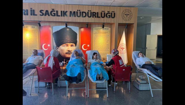 Ağrı'da 15 Temmuz'da kan bağışı kampanyası düzenlendi